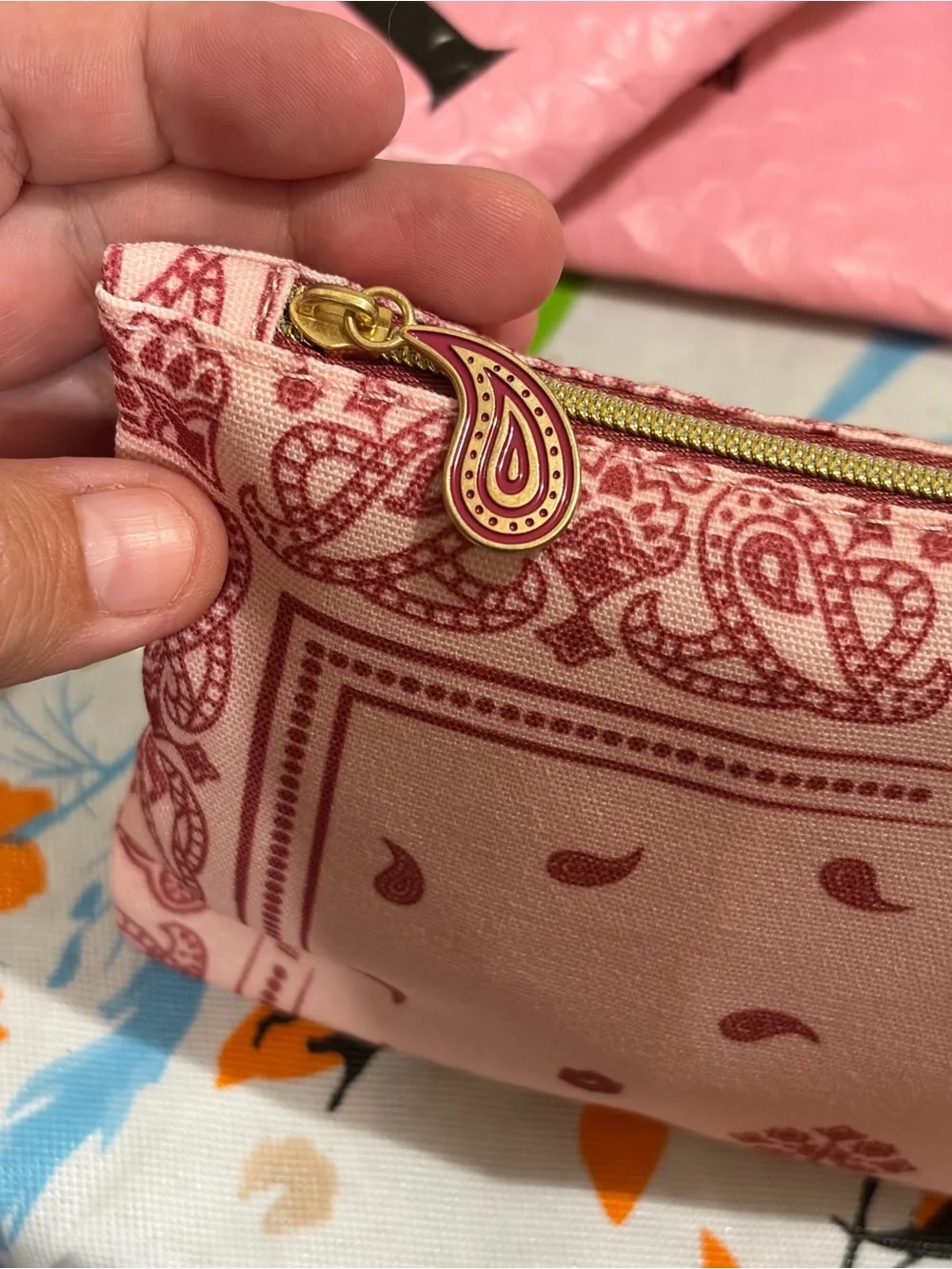 Pink NWOT IPSY Paisley Zip Pouch - Stylish Women’s Clutch